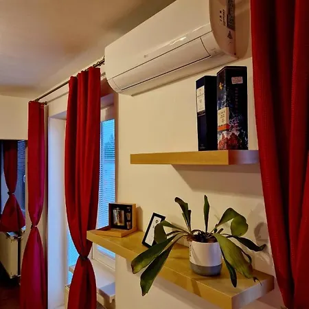 Slnecny V Blizkosti Historickeho Centra Free Parking * Trenčín