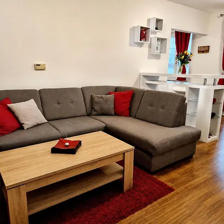 Apartmán Slnecny ,dobra Adresa-free Parking