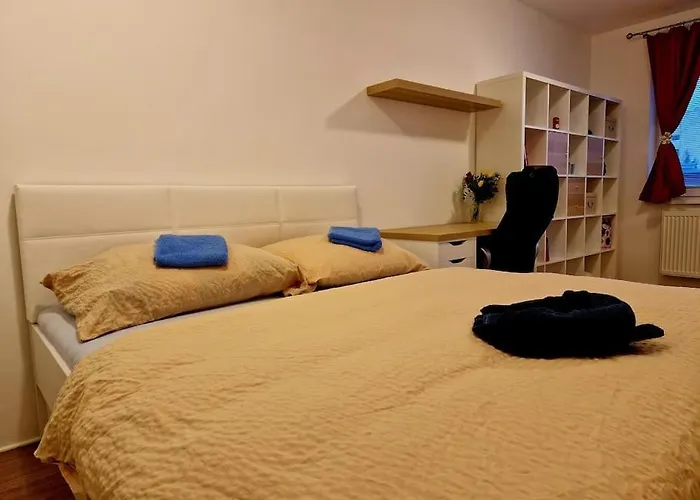 Slnecny ,dobra Adresa-free Parking Apartment Trencin