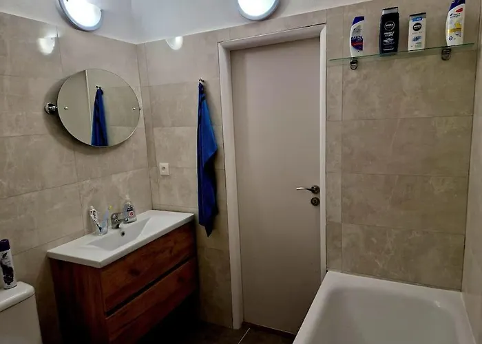 Slnecny ,dobra Adresa-free Parking *